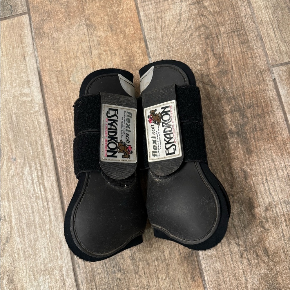Eskadron open front flexi soft boots